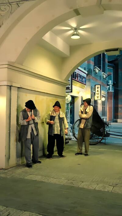 《我靠情报系统称霸上海滩》剧照