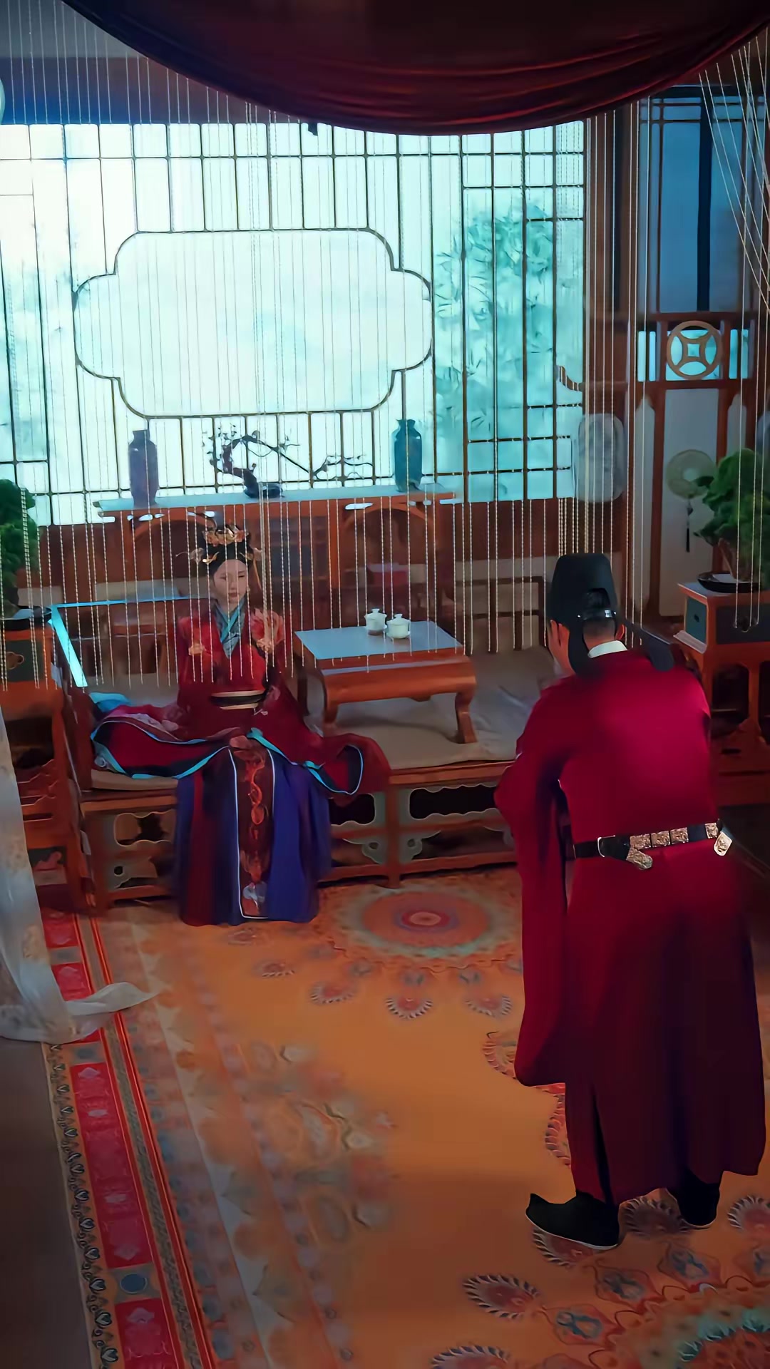 《小賣部通古代，開局女帝舔冰淇淋》劇照