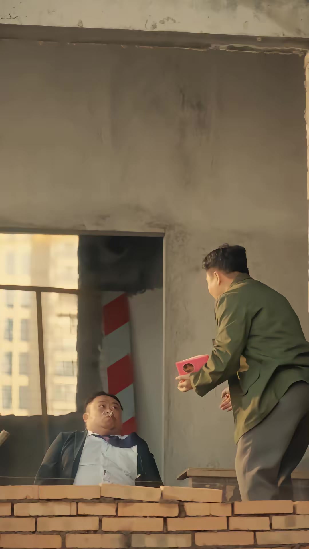 《首富千金狂追二龍湖浩哥之他不幹》劇照