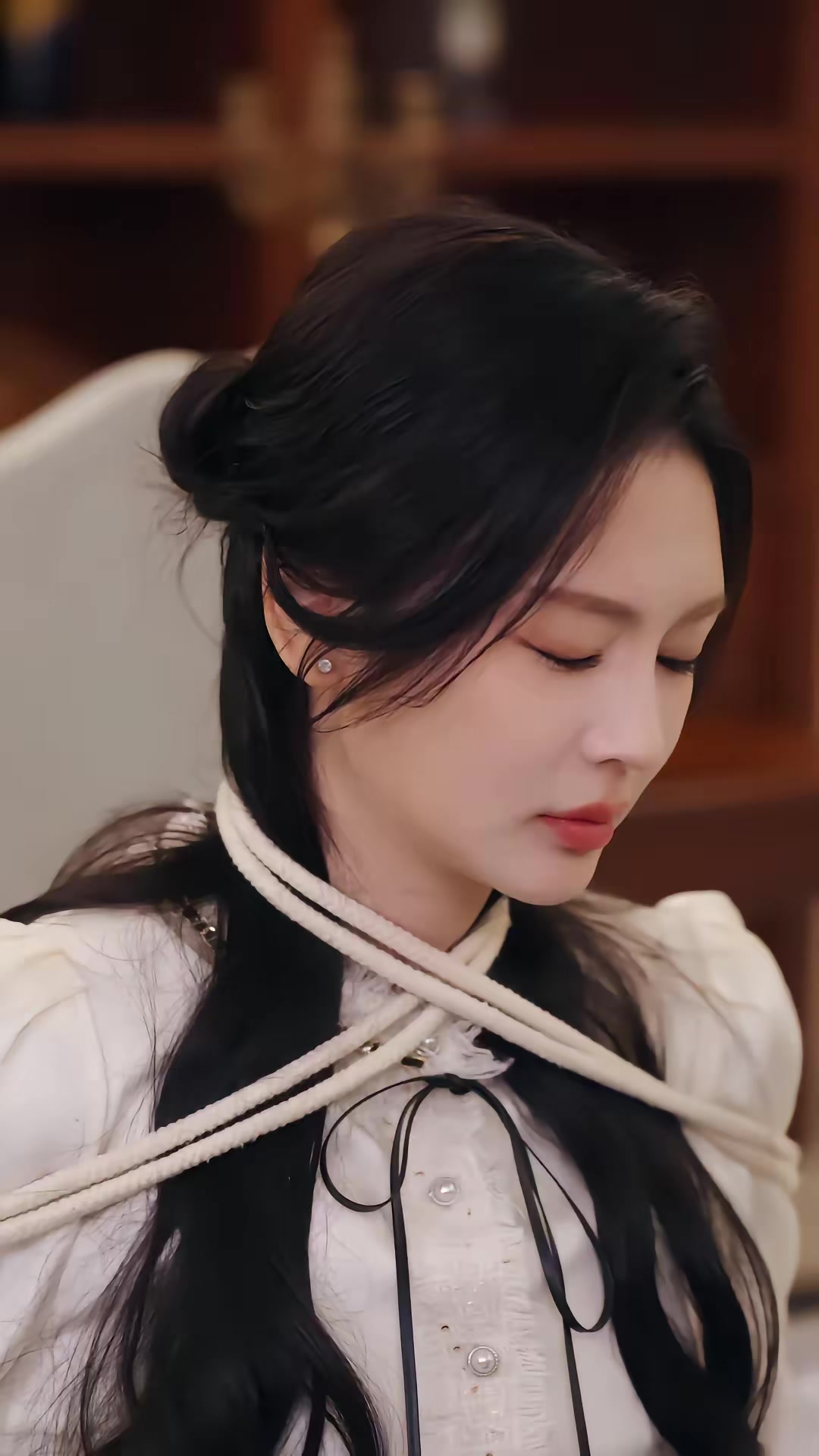 《美少妇携痞帅护宝智降群魔》剧照