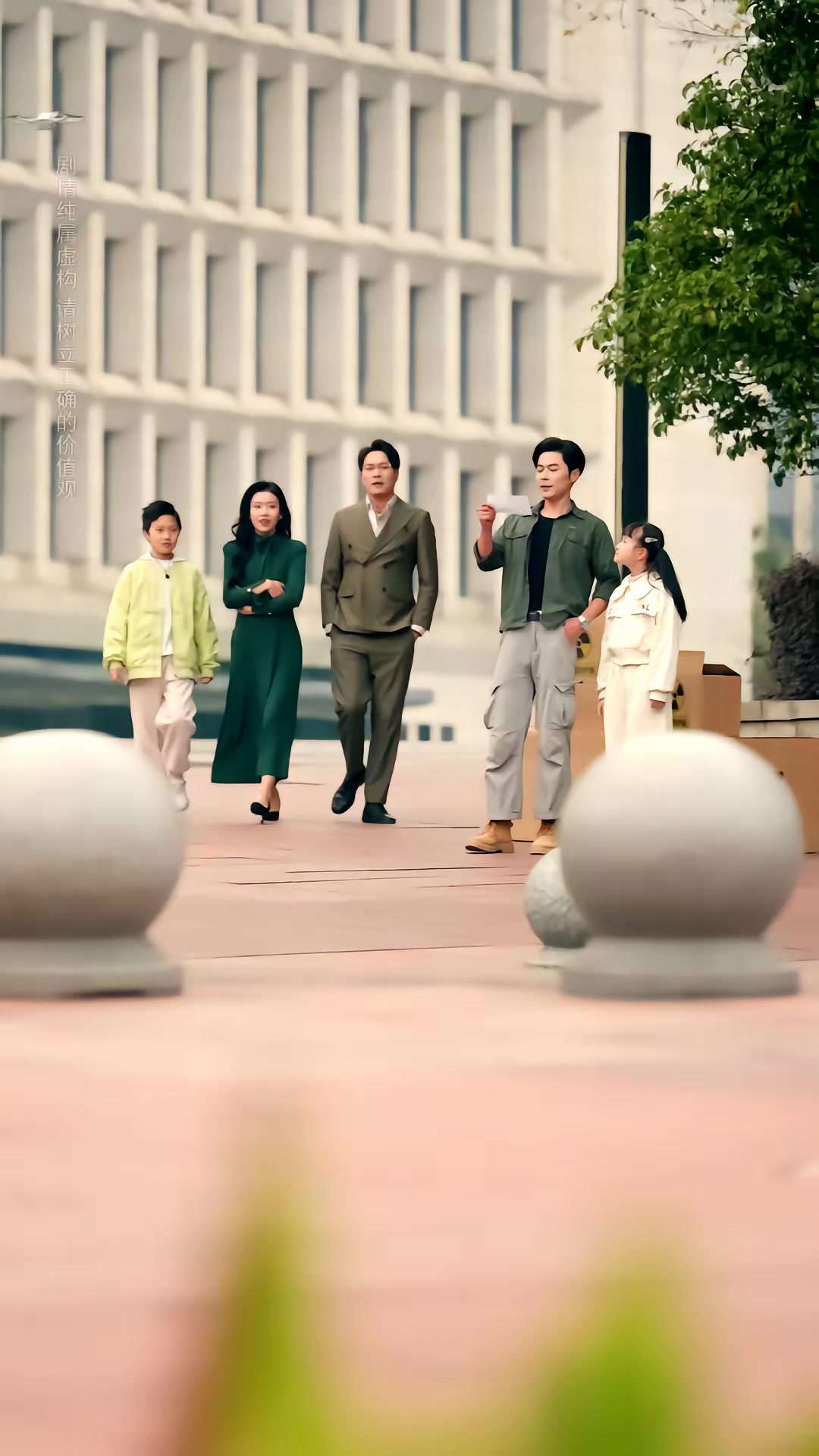 《逃离地球计划》剧照