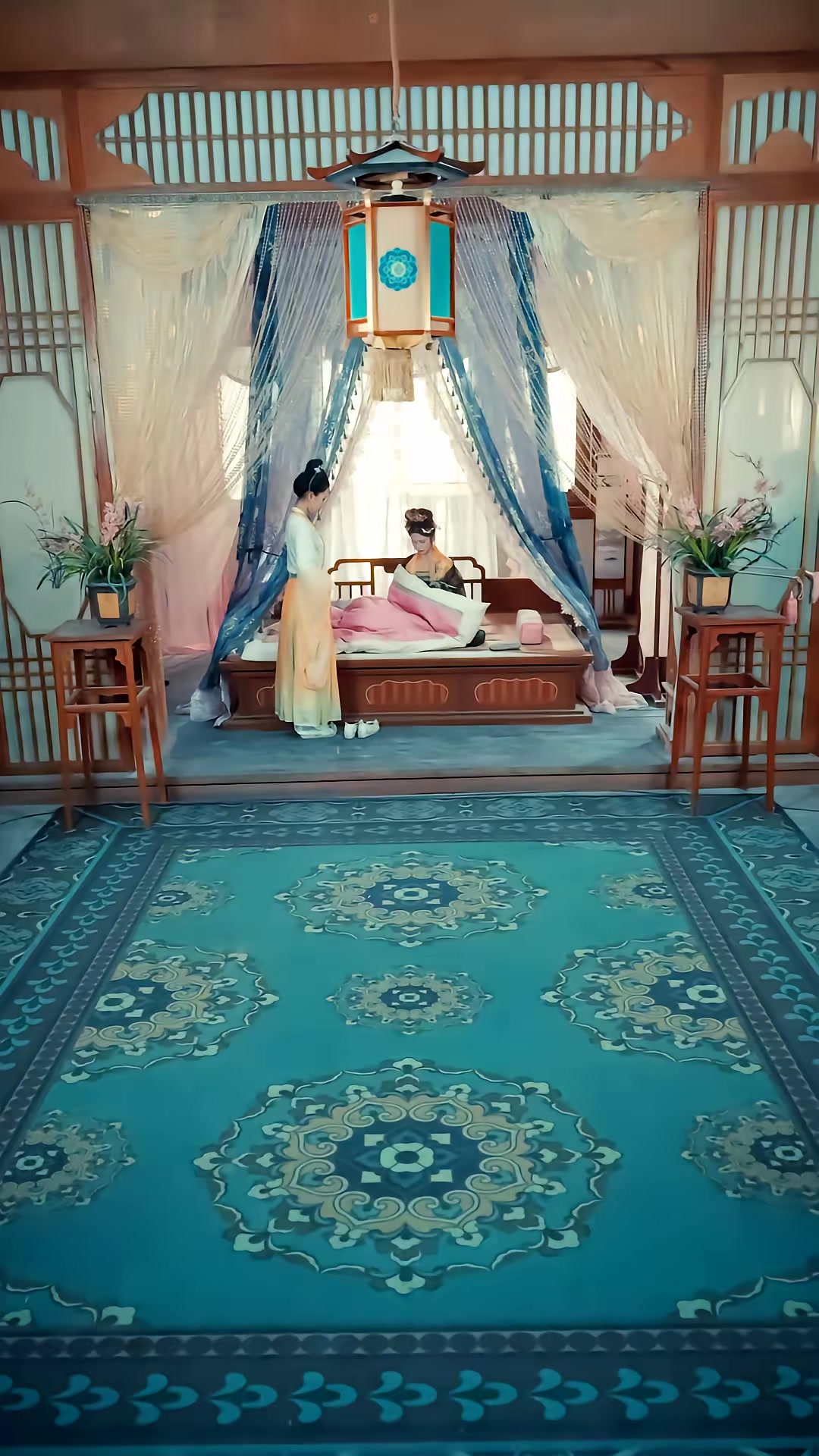 《小賣部通古代，開局女帝舔冰淇淋》劇照
