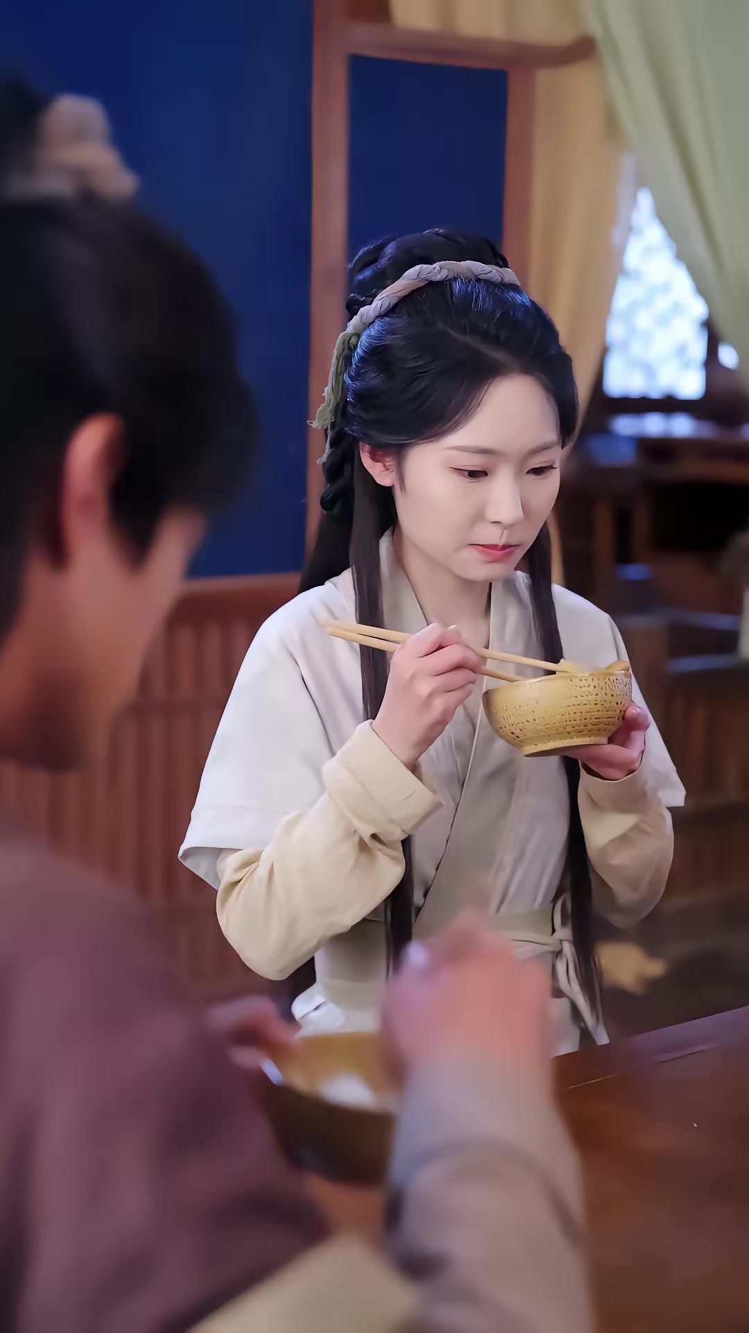 《亂世荒年：我帶紅顏糧肉滿倉》劇照