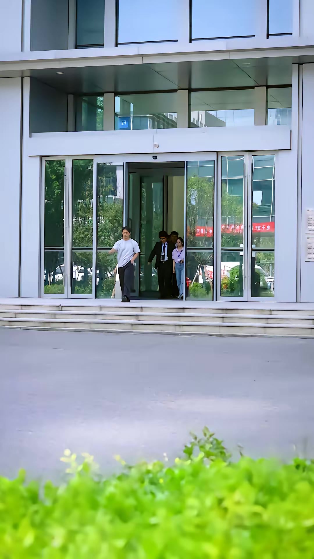 《拜錯墳後，太奶她顯靈了》劇照