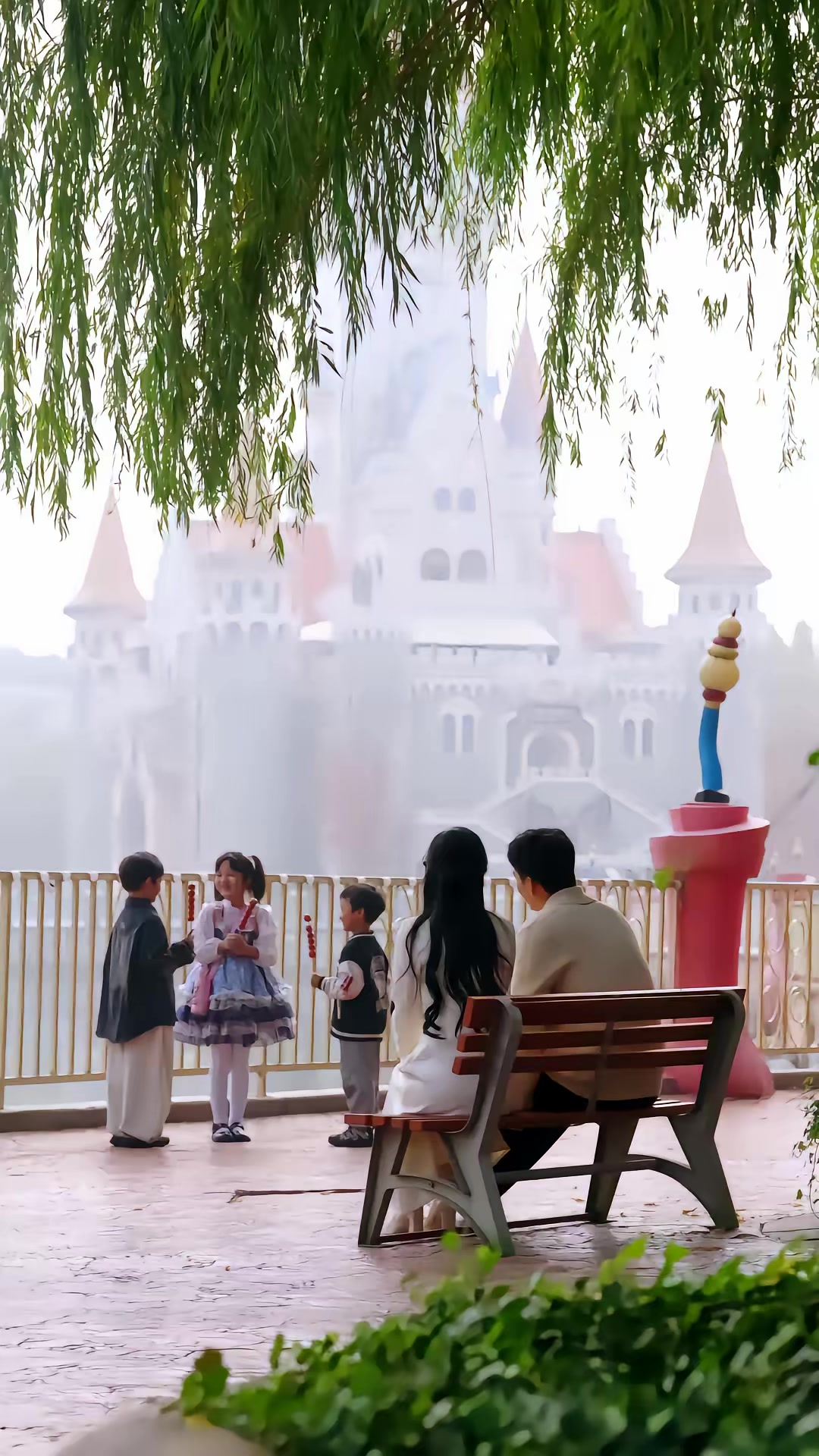 《美少妇携痞帅护宝智降群魔》剧照