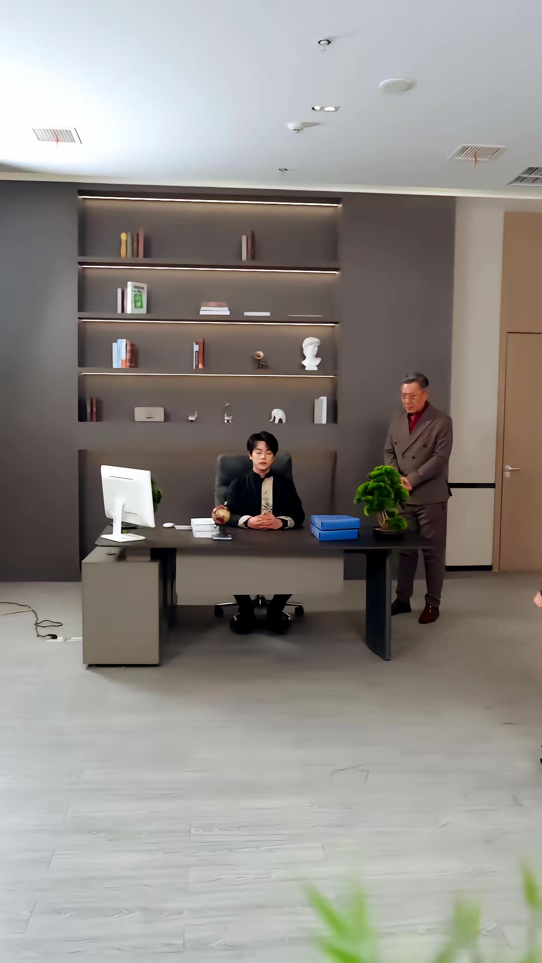 《一觉醒来，三个老头叫我爹》剧照