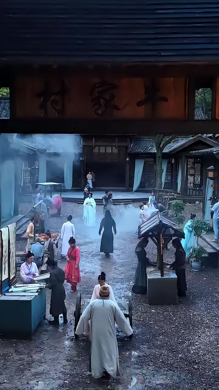 《师叔祖沉睡万年醒来后出手了》剧照