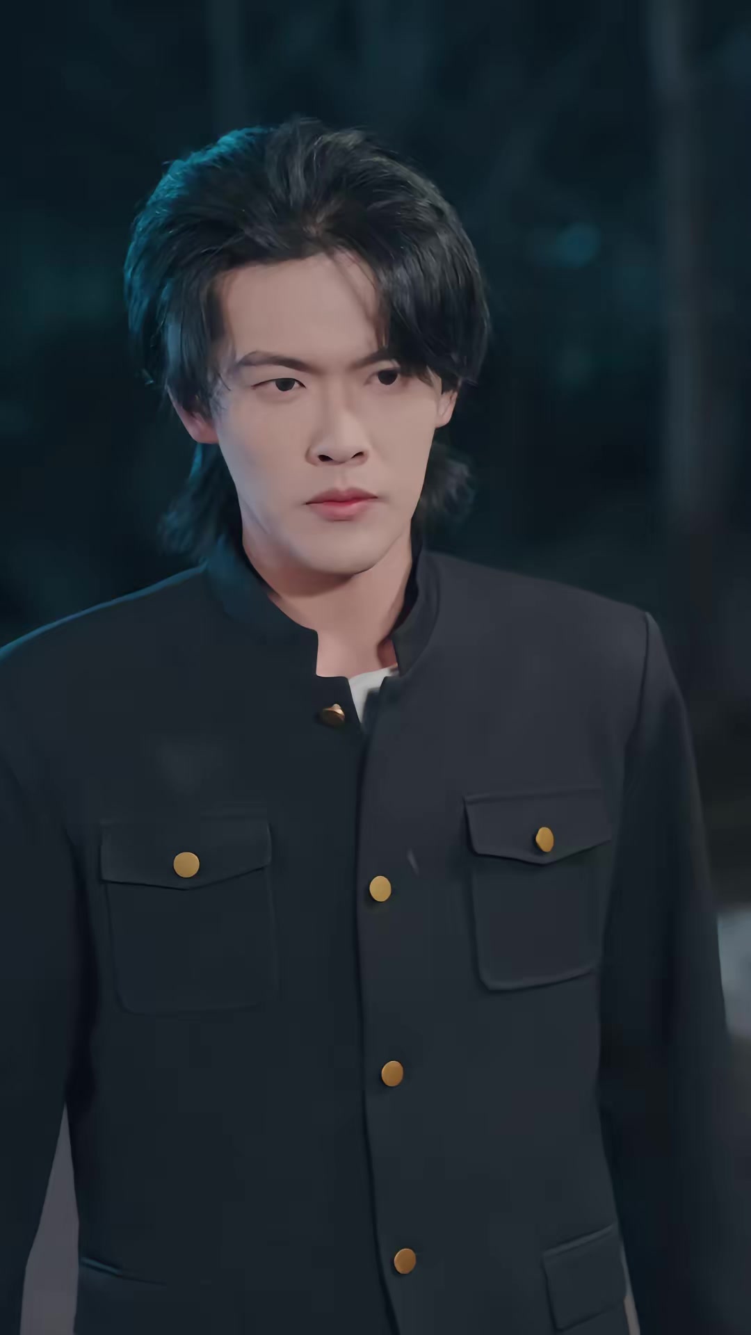 《邪祟迷局：重生少年護校花》劇照