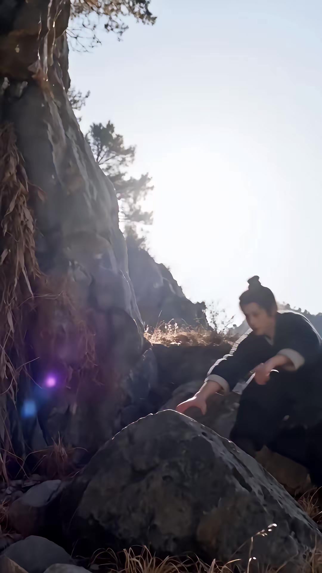《饥荒绝境，米粒的树洞通未来》剧照