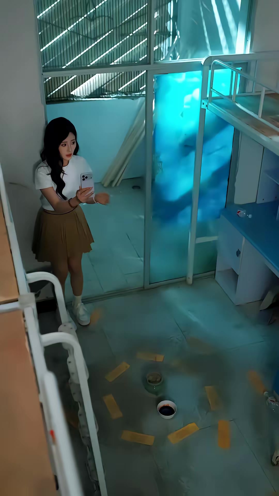 《懸案：消失的女寢》劇照