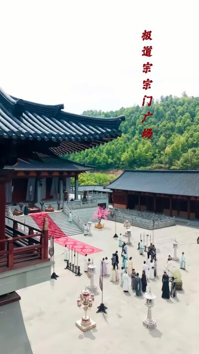 《挖地成寶，煉氣三萬層第二部》劇照