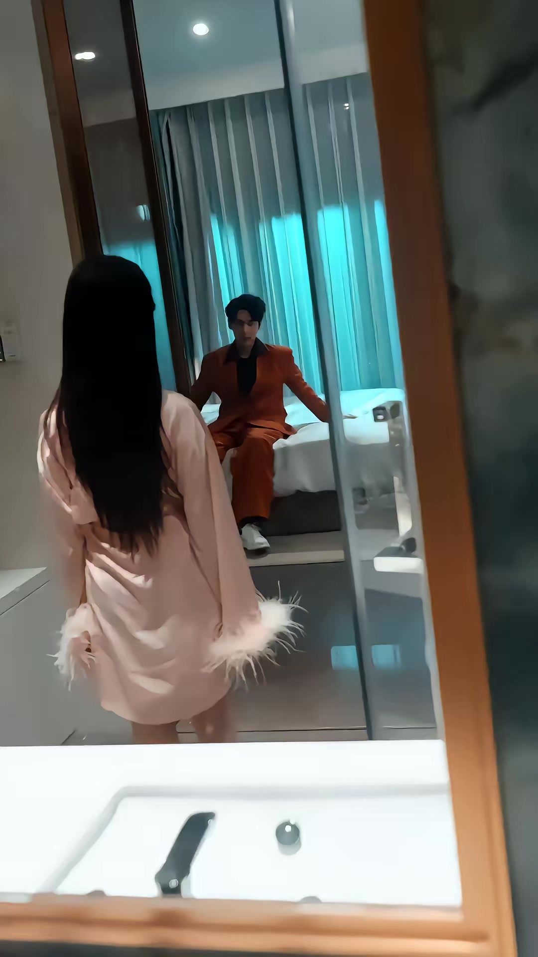 《帶系統穿兩界，我多子又多福》劇照