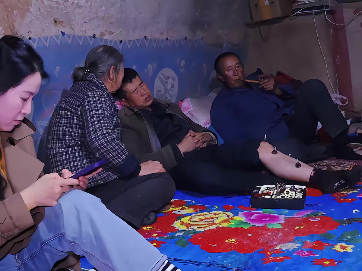 《吃老子兒》劇照