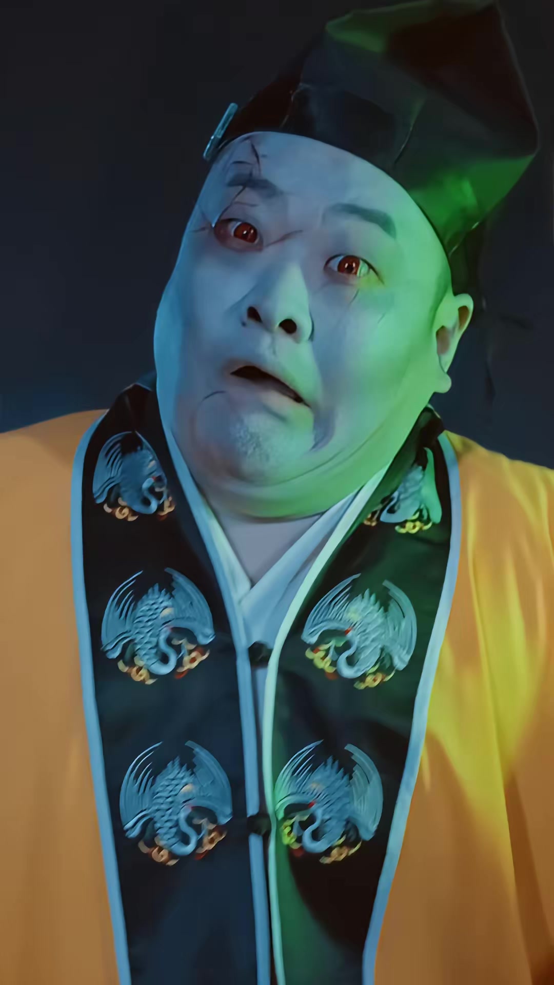 《邪祟迷局：重生少年護校花》劇照