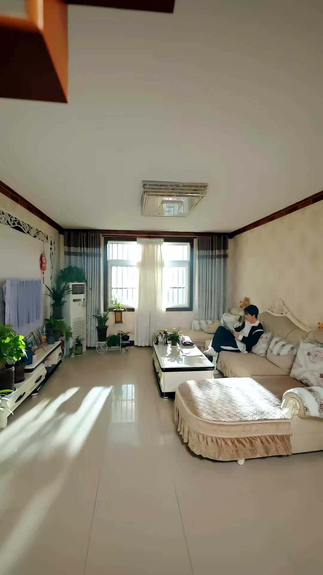 《我养成超可爱女友后，校花急哭了》剧照
