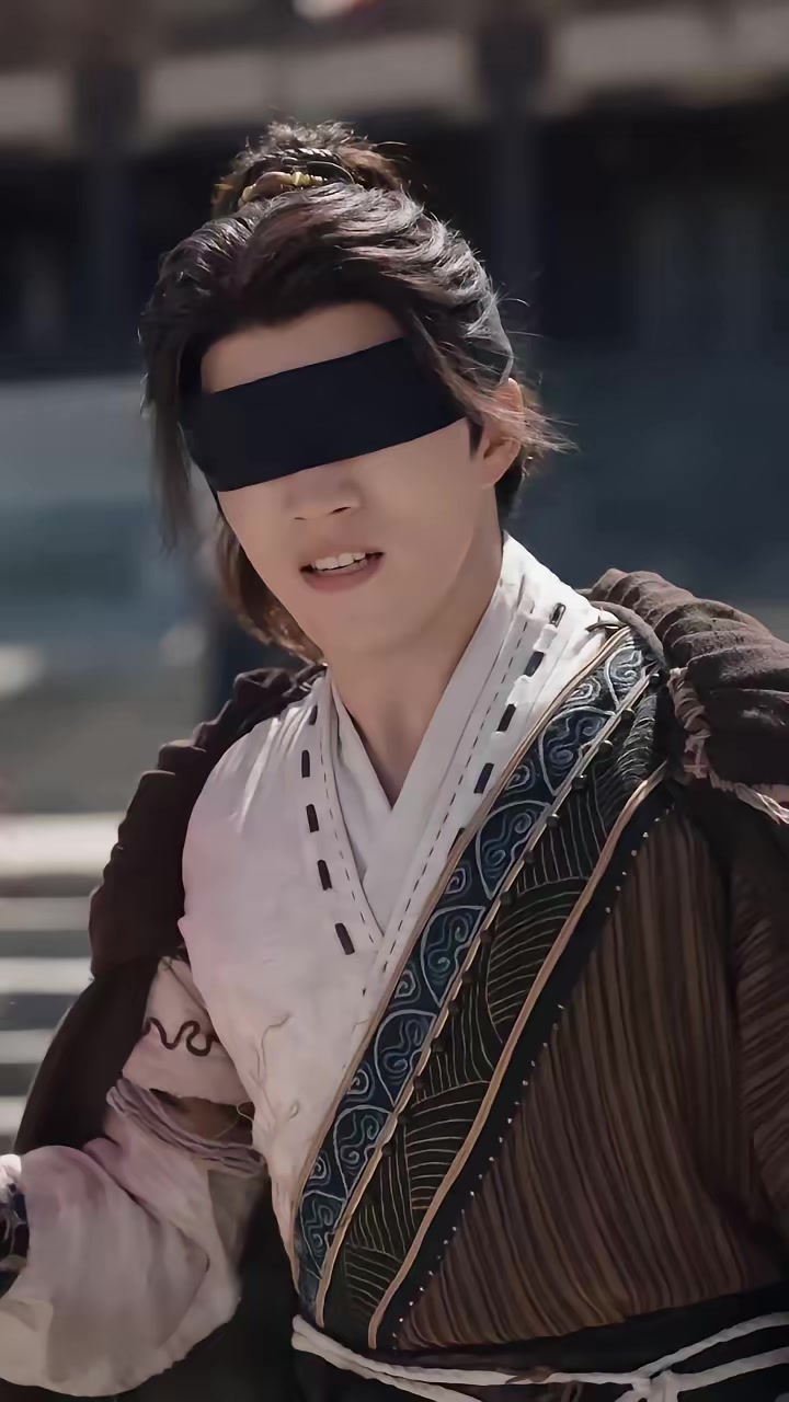 《师叔祖沉睡万年醒来后出手了》剧照