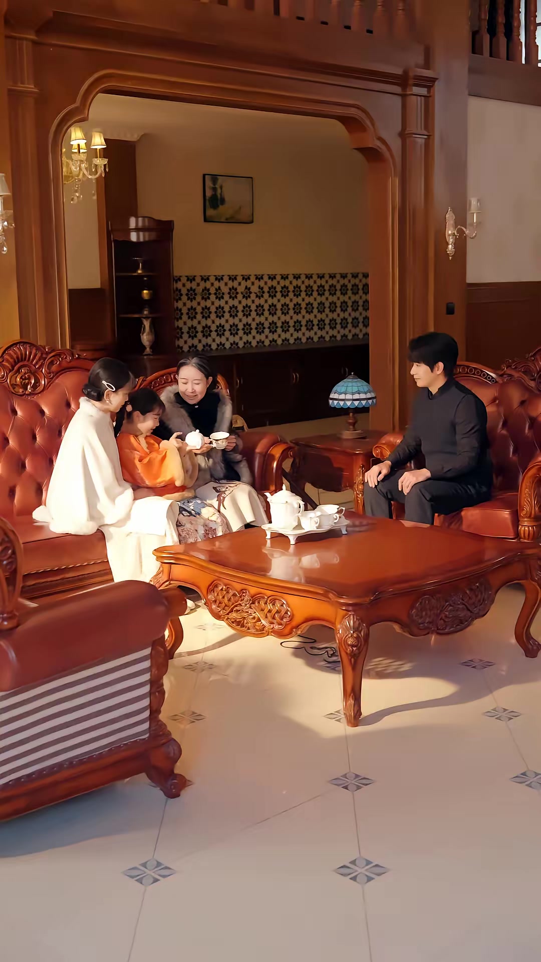 《錦鯉小福星旺爆帥府》劇照