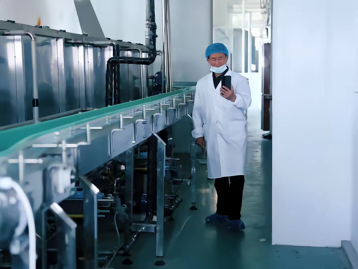 《吃老子兒》劇照