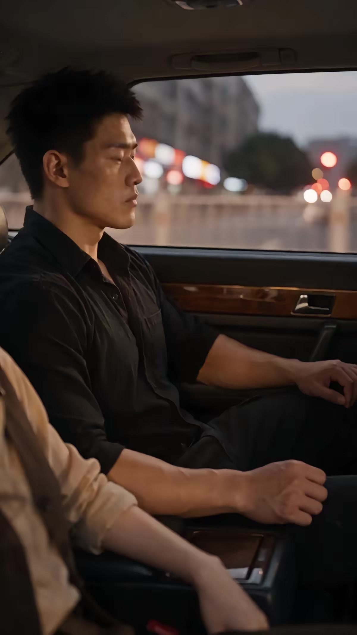 《穿书九零，反派大佬们都是我的崽》剧照