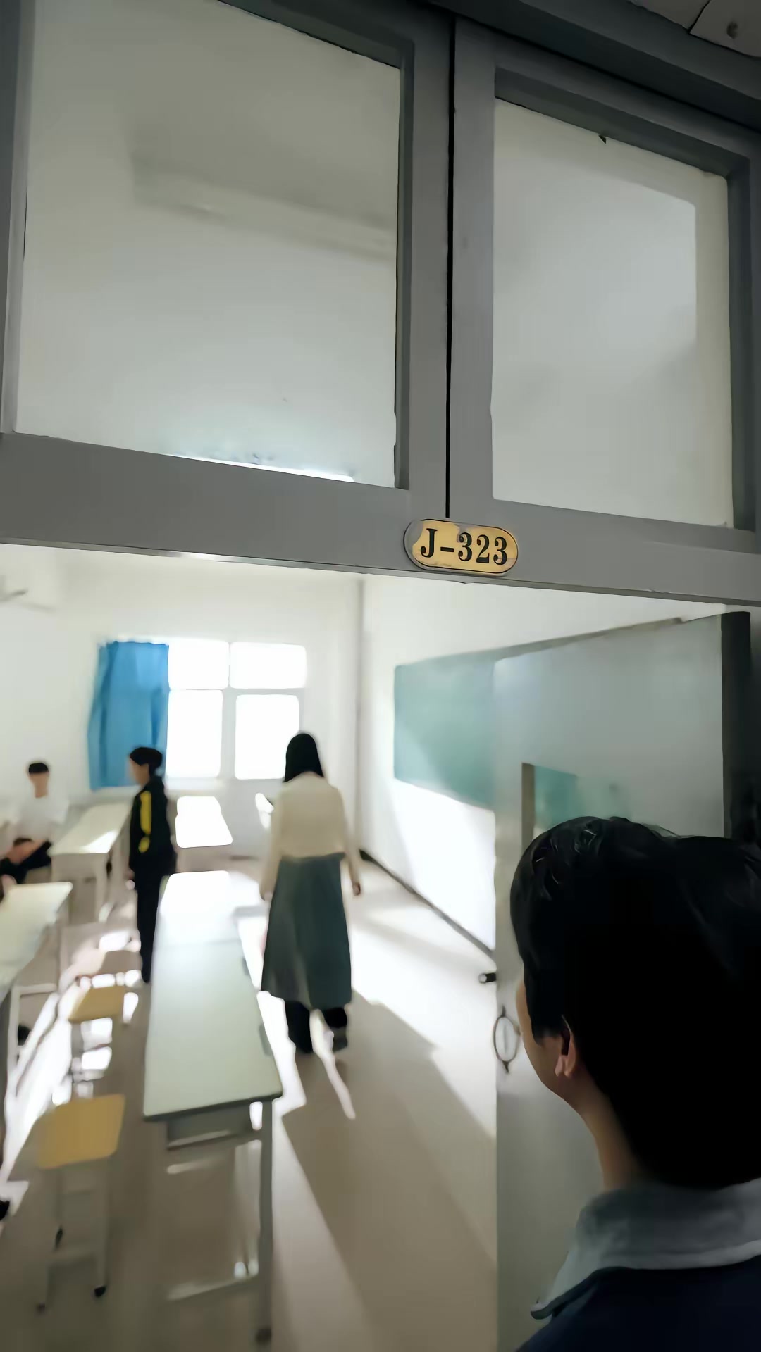《我养成超可爱女友后，校花急哭了》剧照