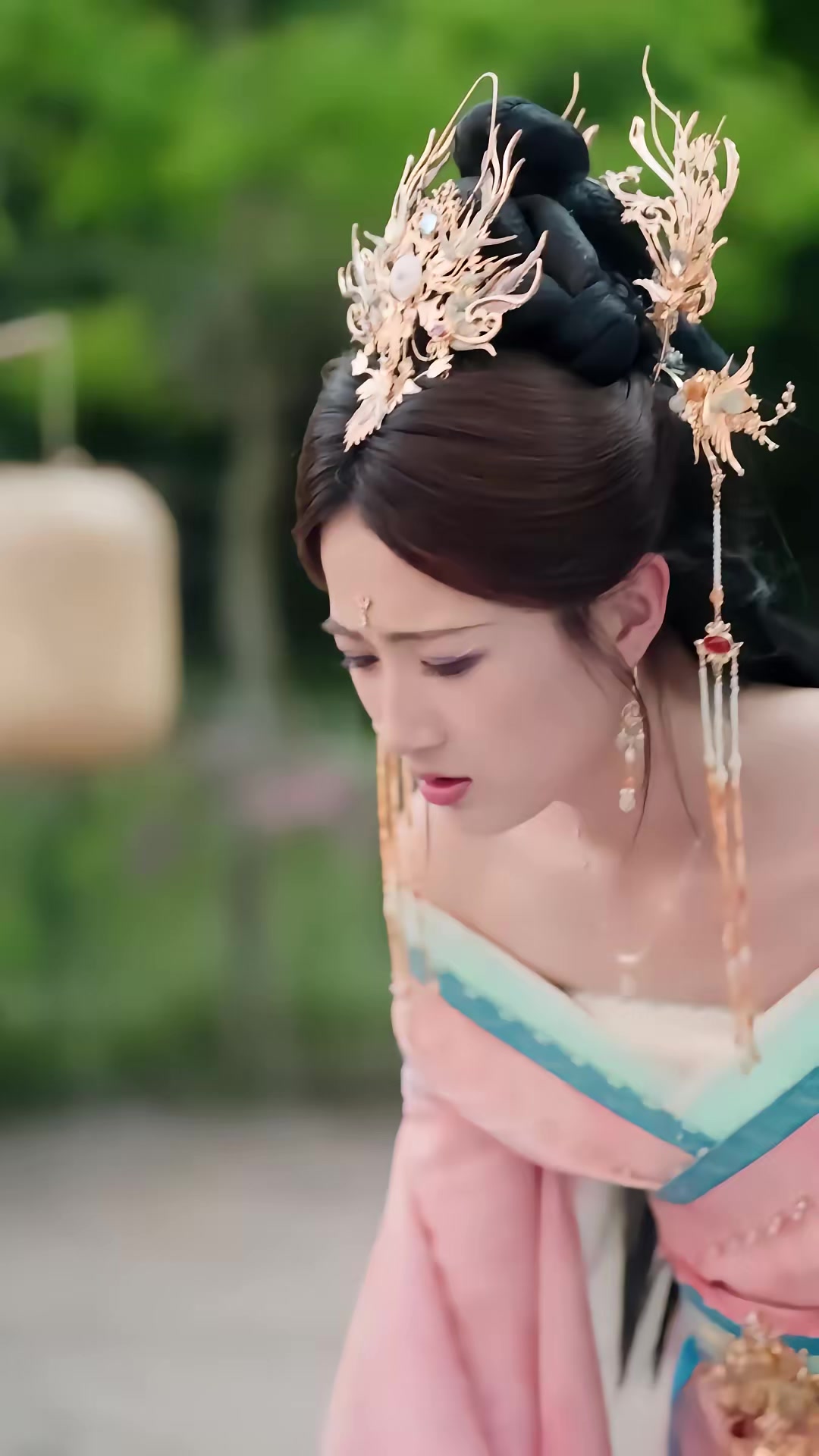 《挖地成寶，煉氣三萬層第二部》劇照