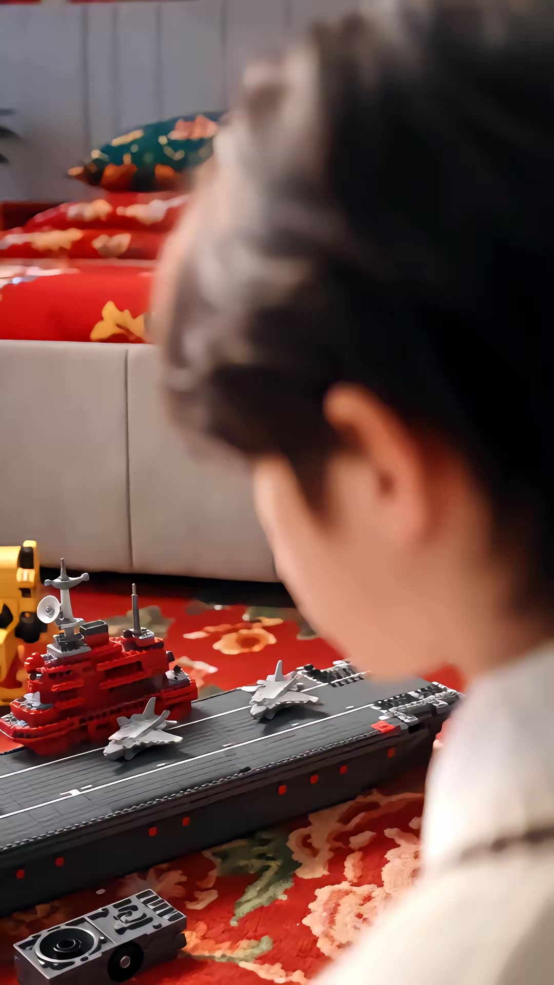 《東北暖陽後媽，暖化高冷全家》劇照