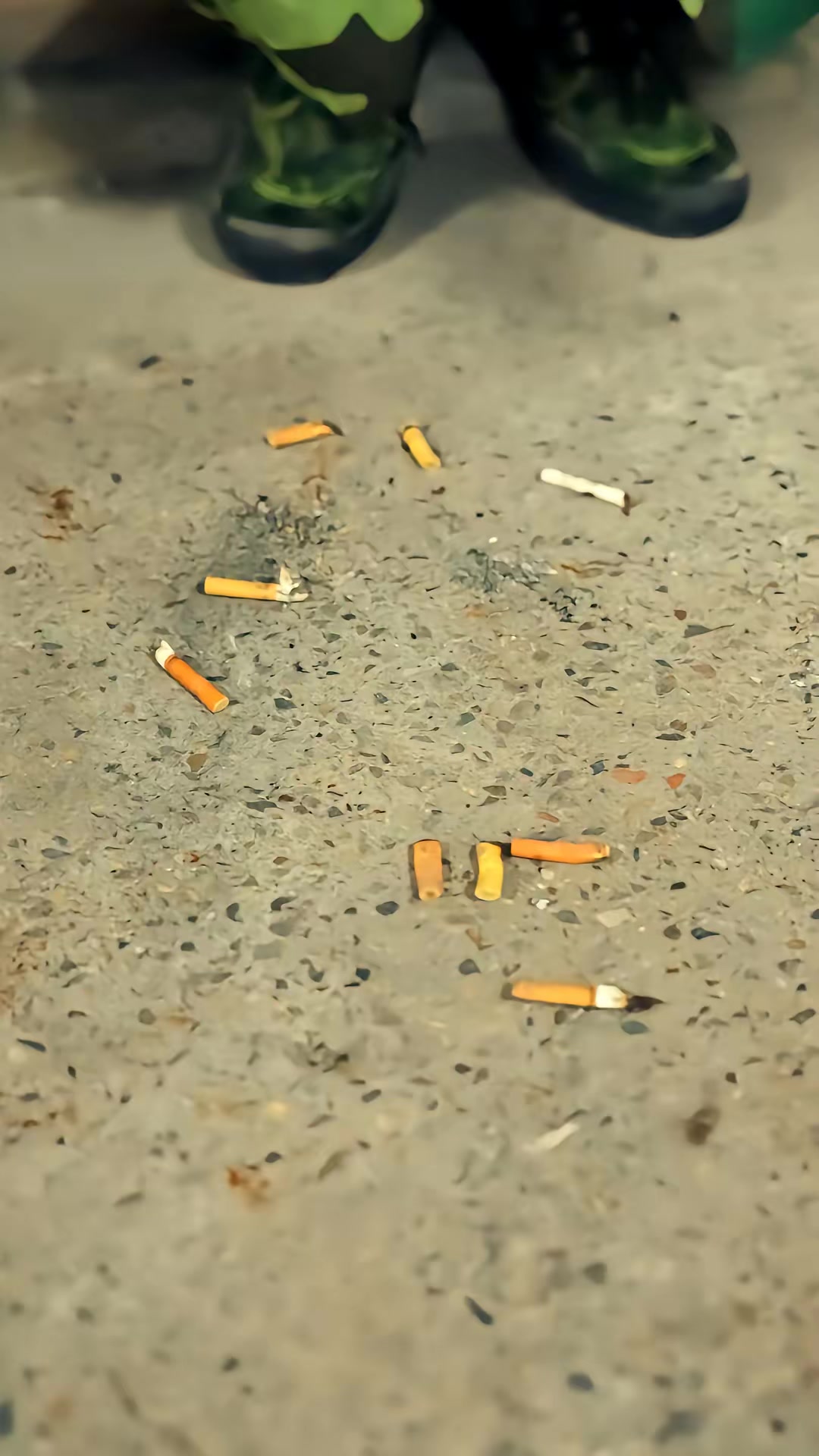 《暗金枭雄：开局踹翻恶组长》剧照