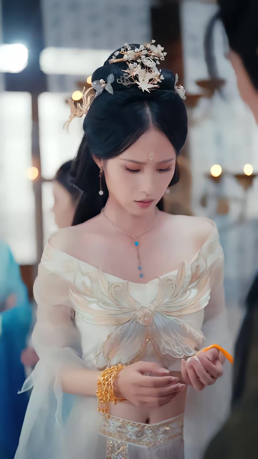 《我和美女結拜就變強，四海之內皆兄妹》劇照