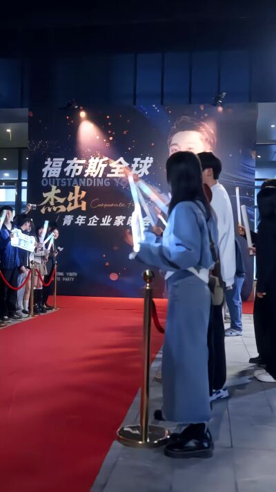 《东北千禧年之网吧风云》剧照