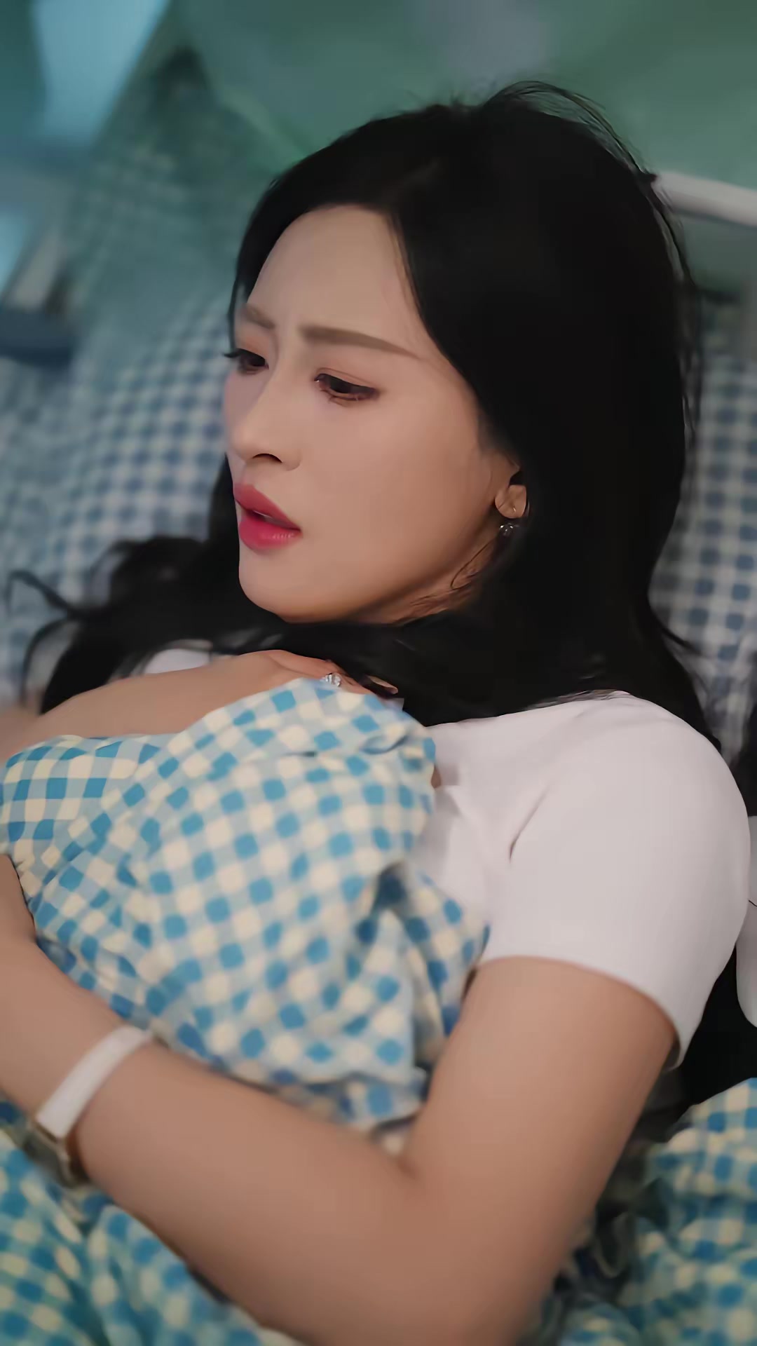 《懸案：消失的女寢》劇照