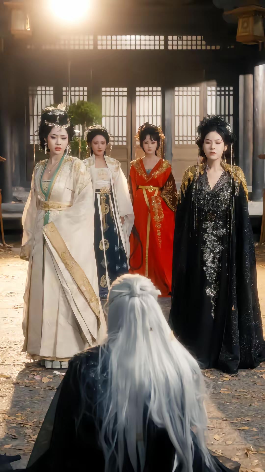 《我死後，女帝徒弟都淚崩了》劇照