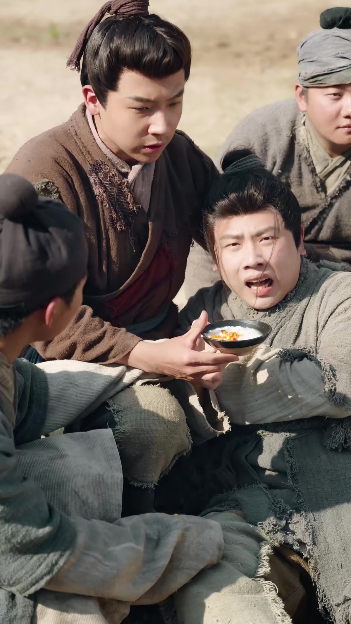 《让你管徭役，你白粥榨菜管够》剧照