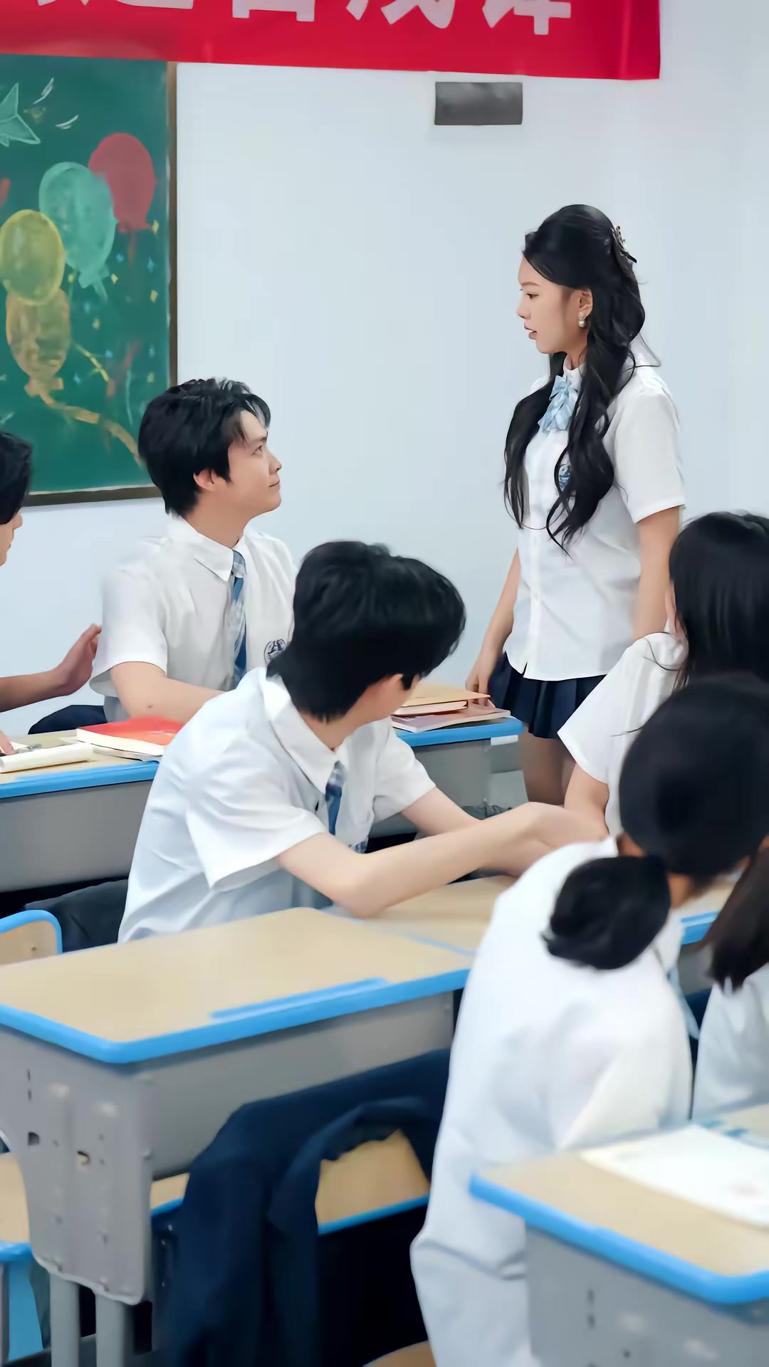 《我养成超可爱女友后，校花急哭了》剧照