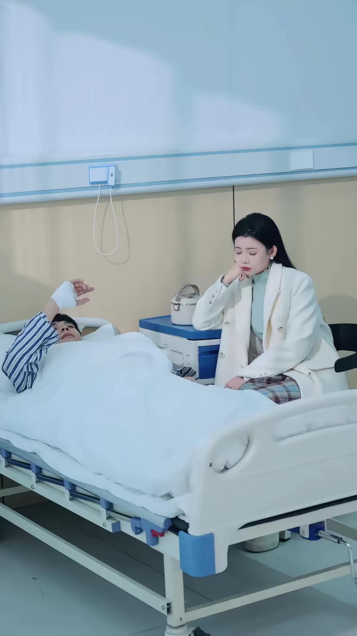 《燃靈第一季》劇照