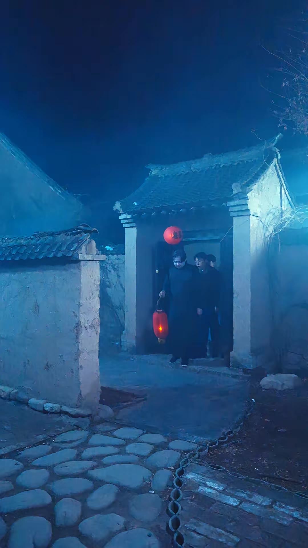 《明明你们都是诡异，怎么都怕我》剧照