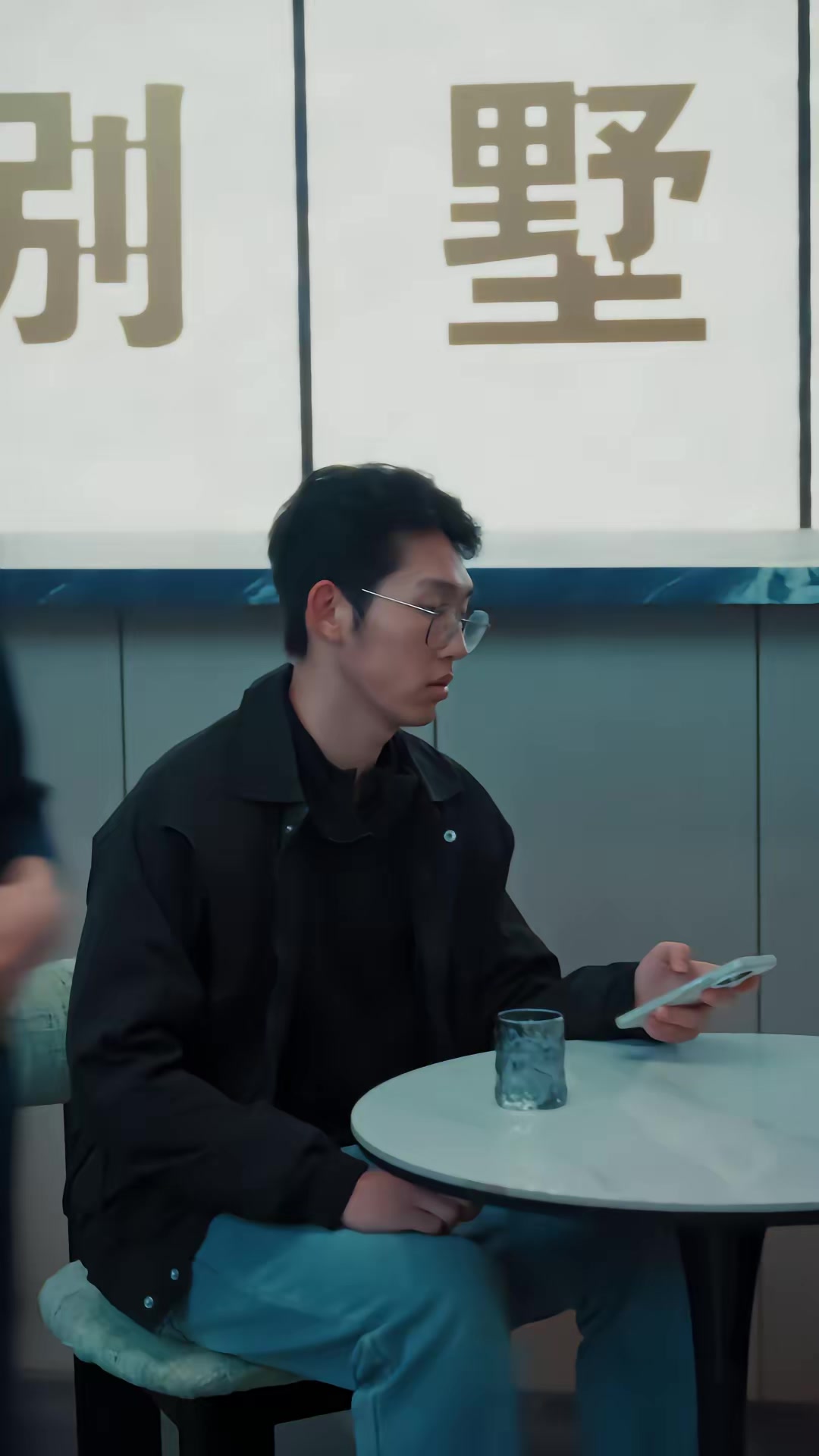 《小賣部通古代，開局女帝舔冰淇淋》劇照