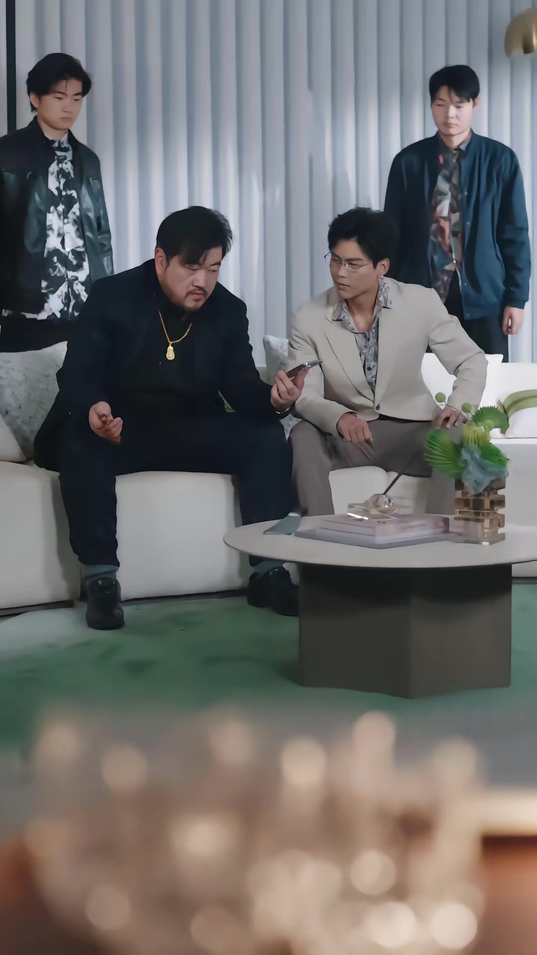 《末日降臨我獨自瀟灑》劇照