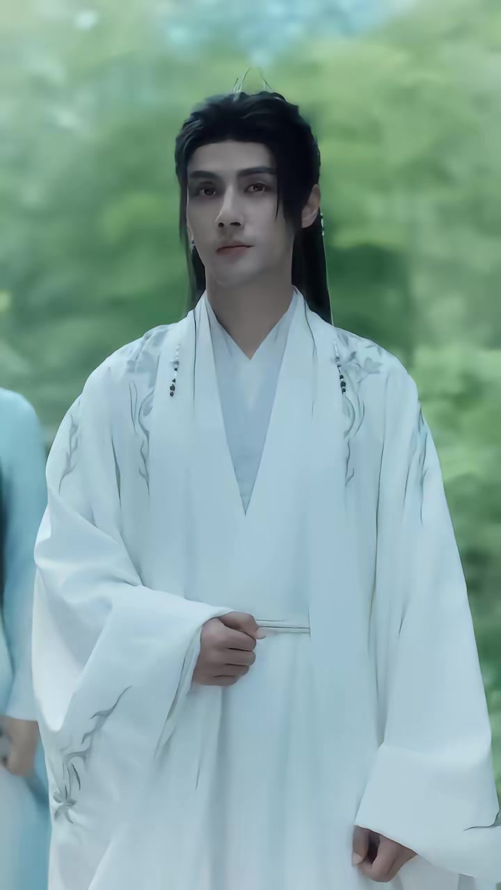 《师叔祖沉睡万年醒来后出手了》剧照
