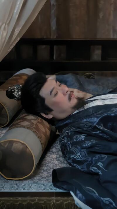 《我死後，女帝徒弟都淚崩了》劇照