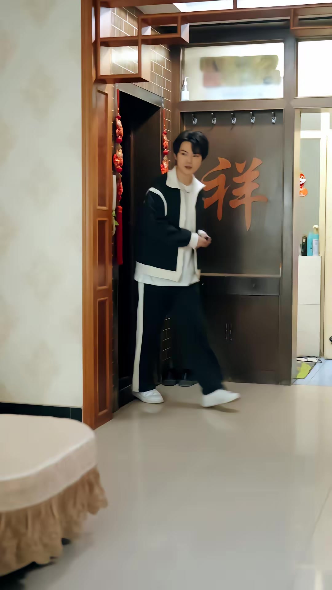 《我养成超可爱女友后，校花急哭了》剧照