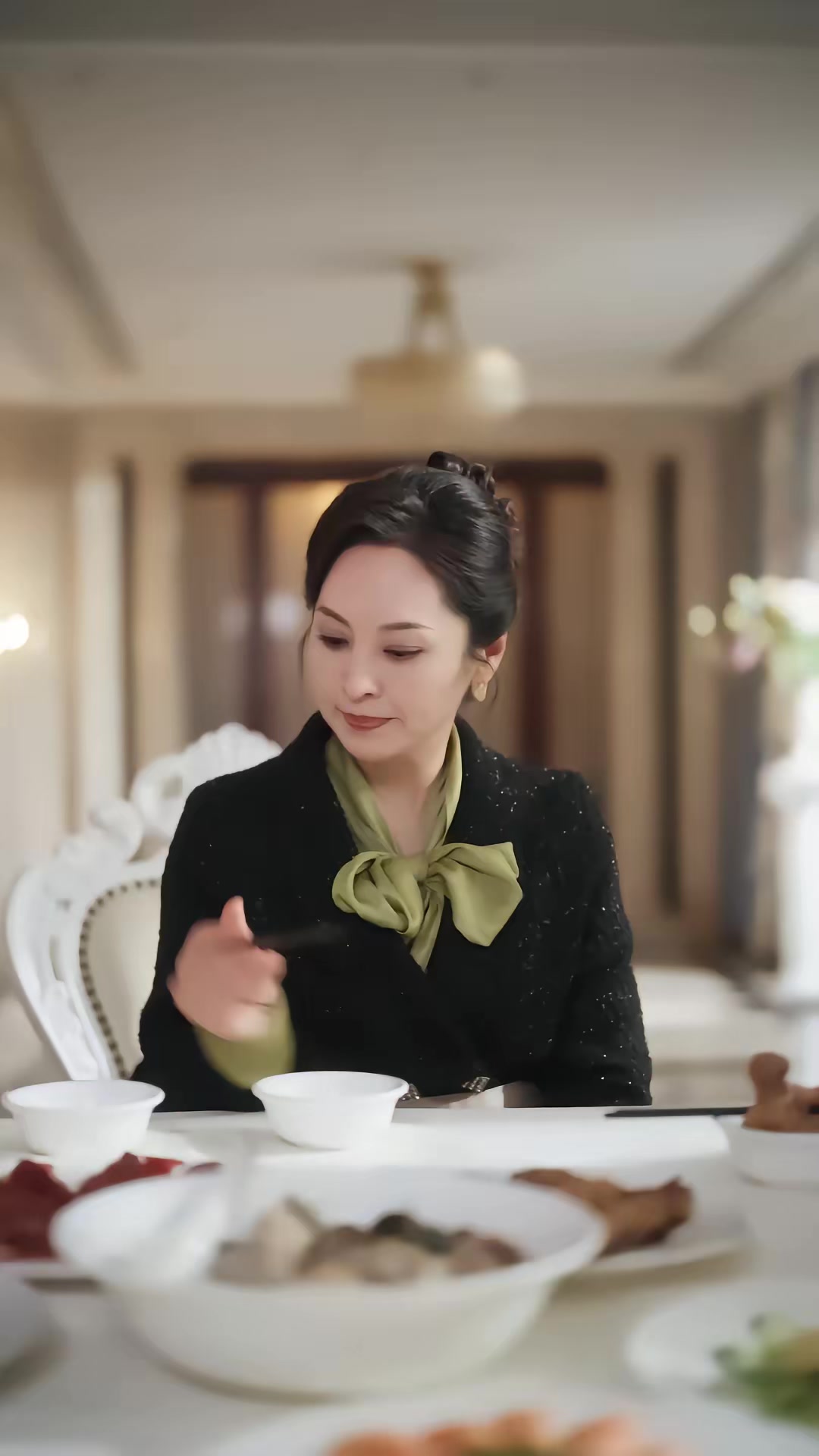 《假千金她靠演技成家族團寵》劇照