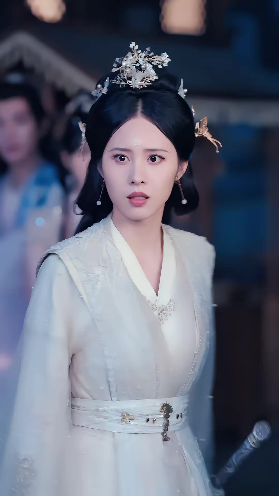 《我和美女結拜就變強，四海之內皆兄妹》劇照