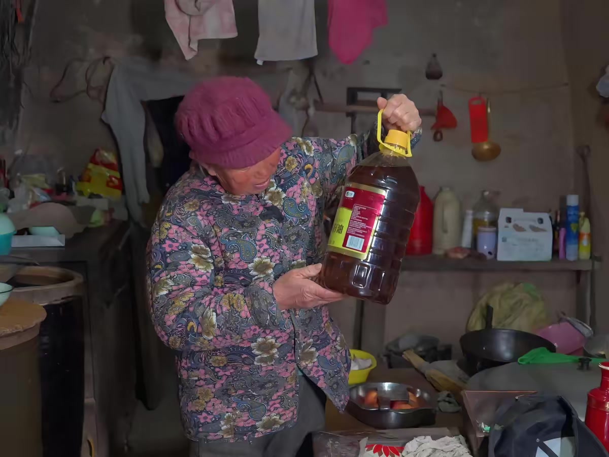 《吃老子兒》劇照