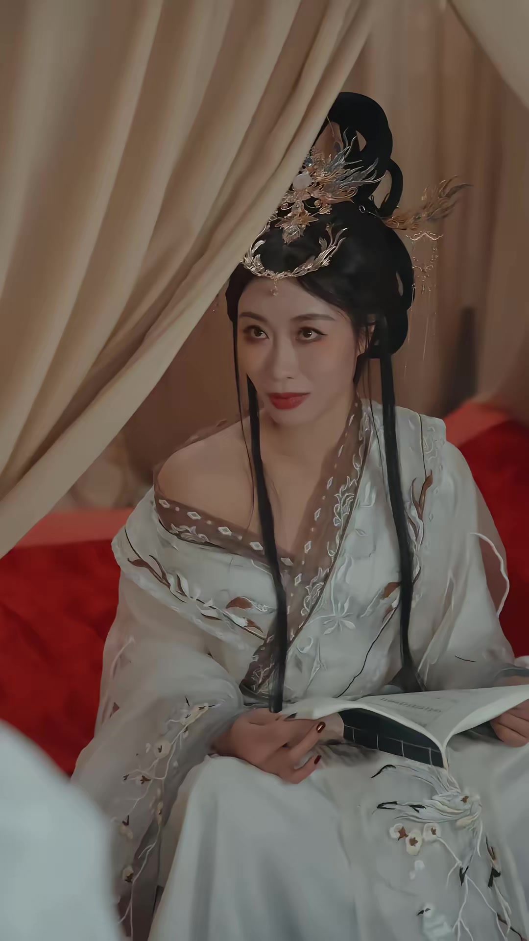 《帶系統穿兩界，我多子又多福》劇照