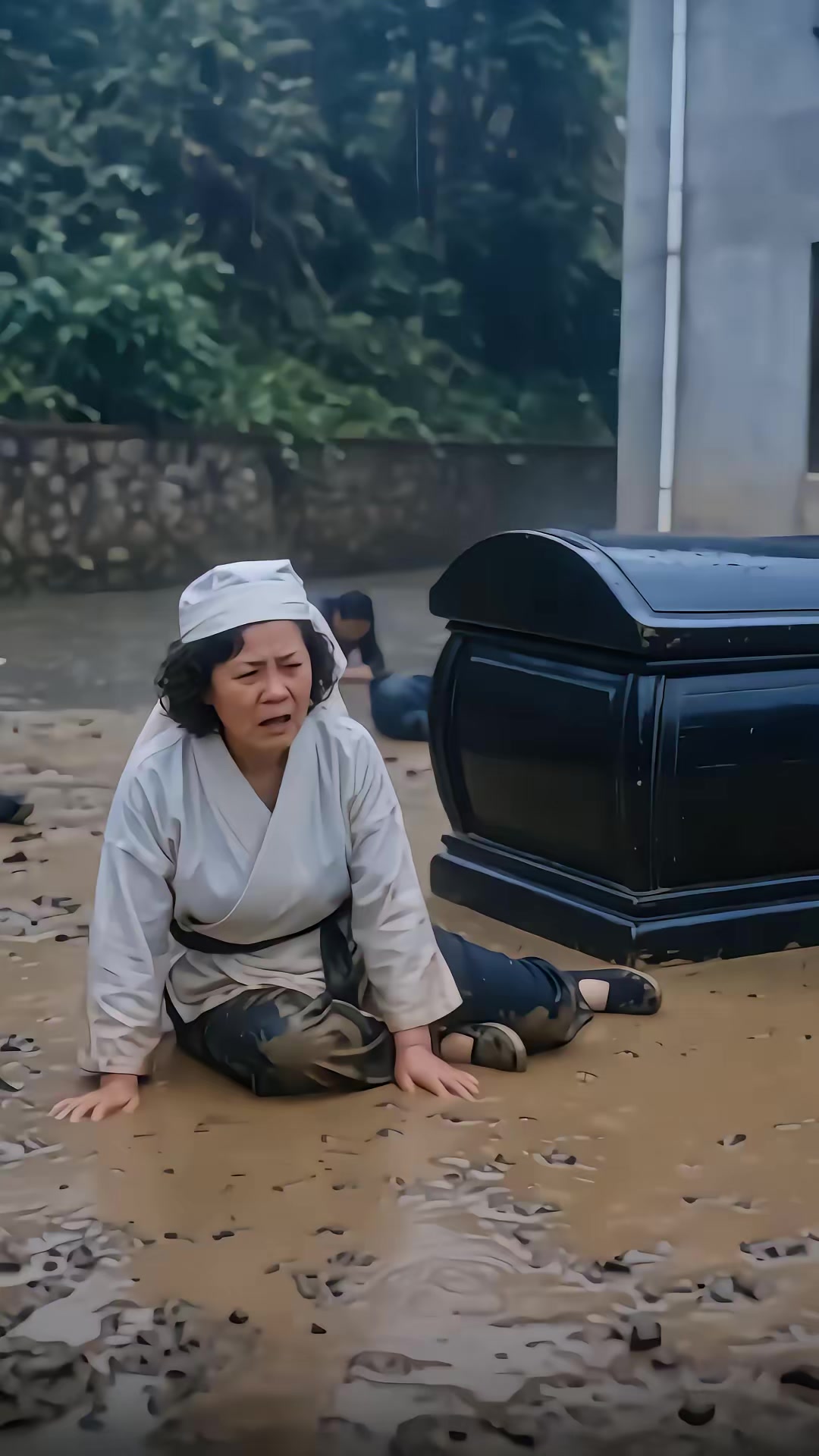 《我家院子不借道》剧照