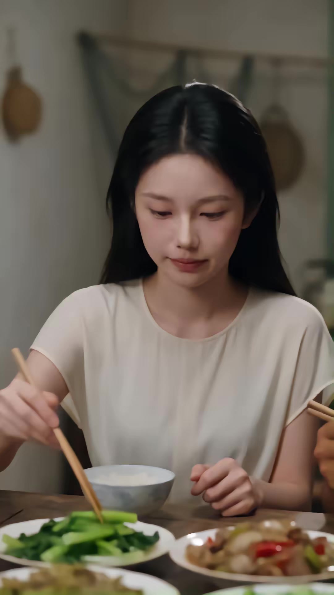 《八仙赐福，从赶海救下船王千金开始》剧照