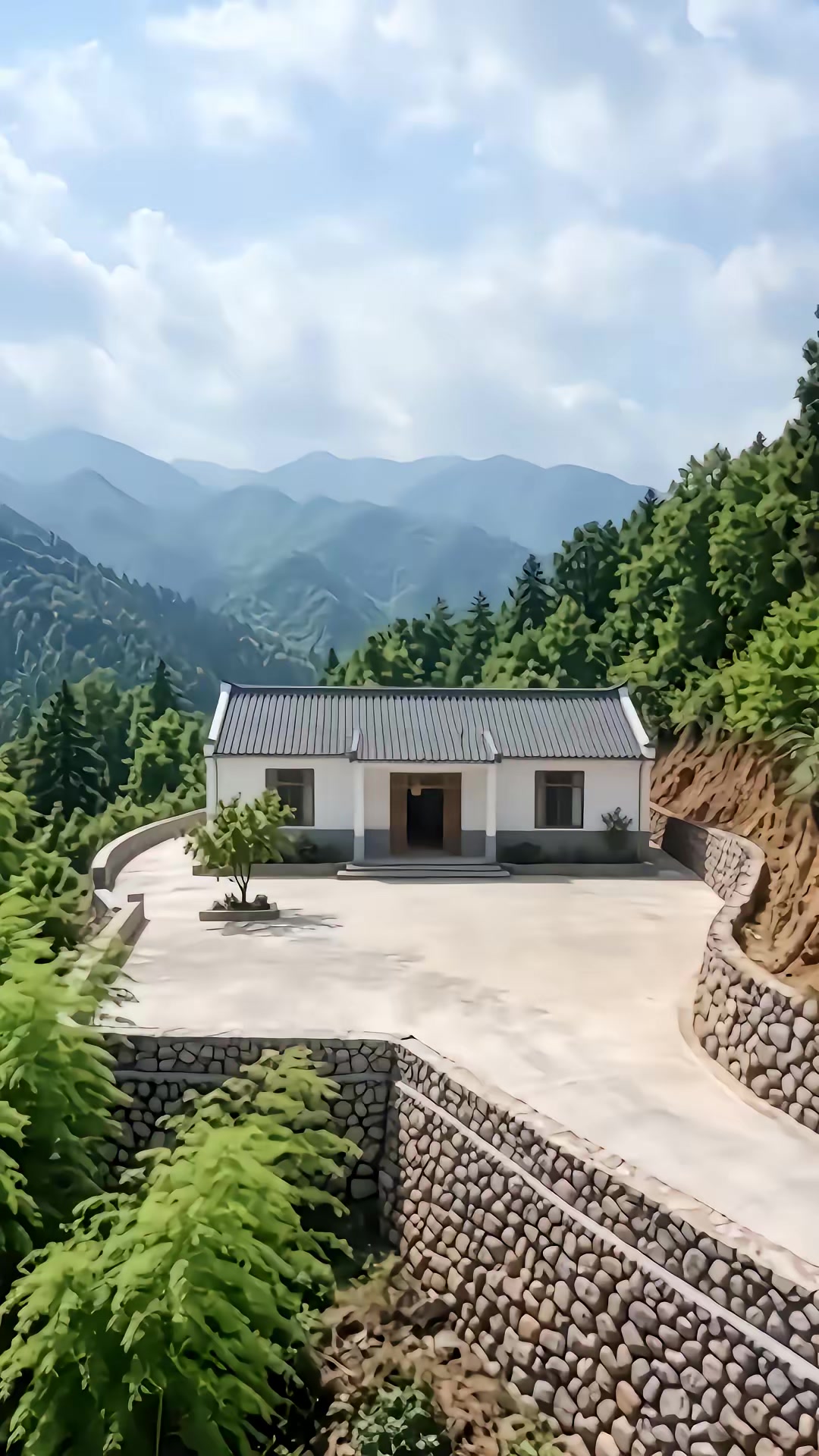 《我家院子不借道》剧照