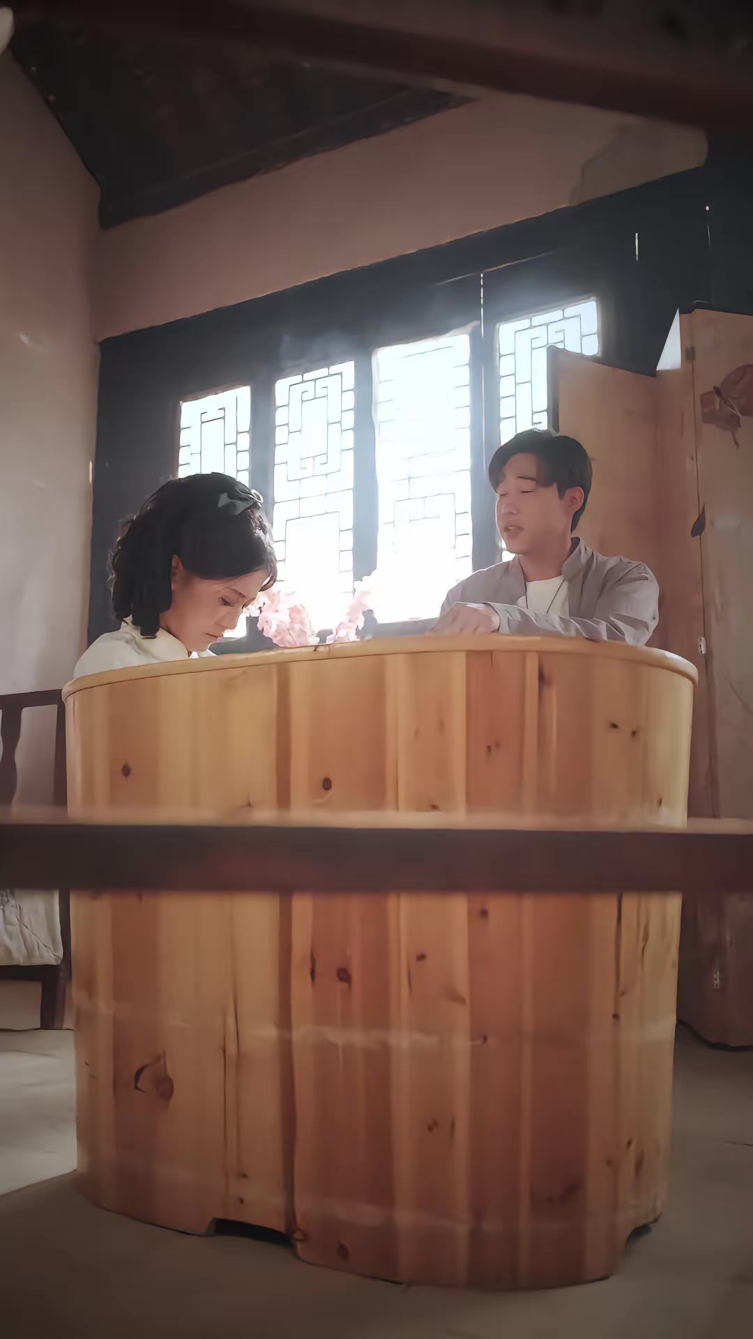 《僵尸世界，我收僵尸就变强》剧照