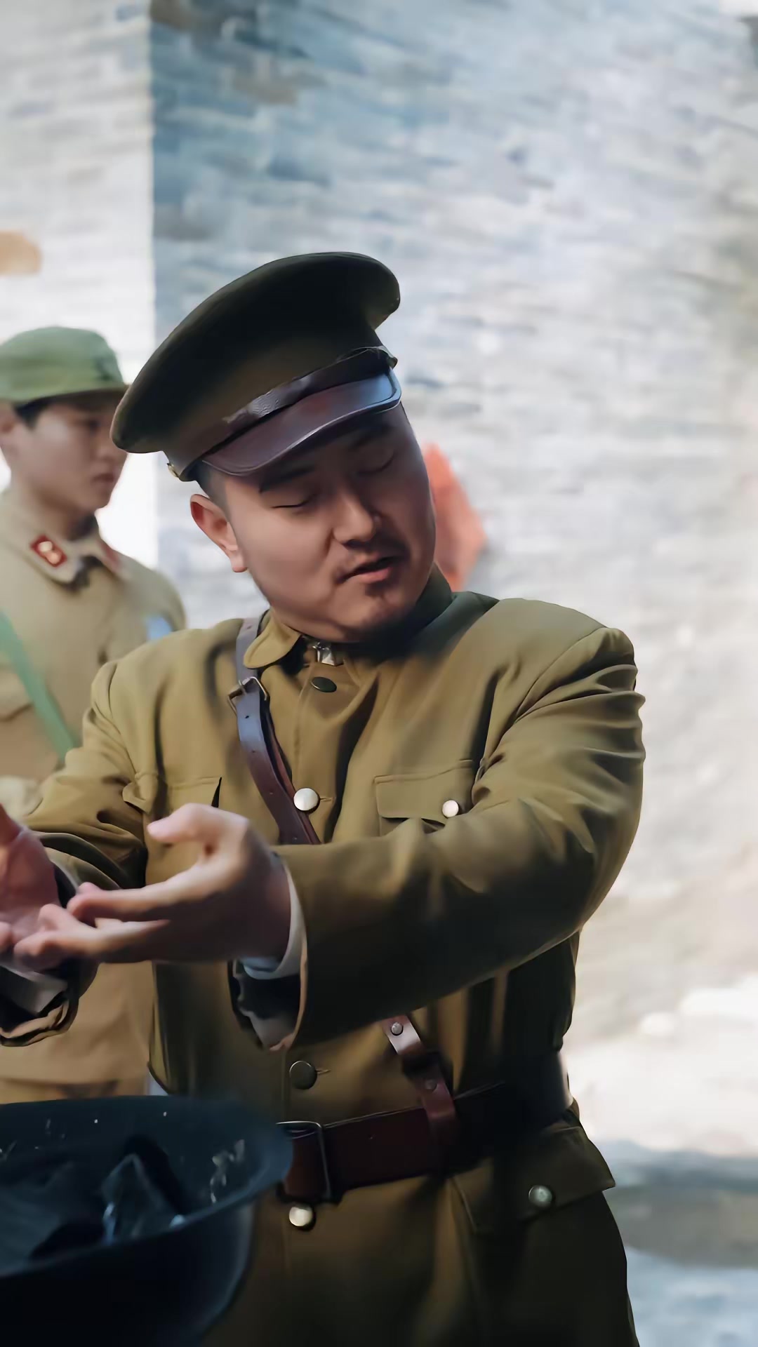 《穿越民國成殭屍，我帶我兒七叔飛》劇照
