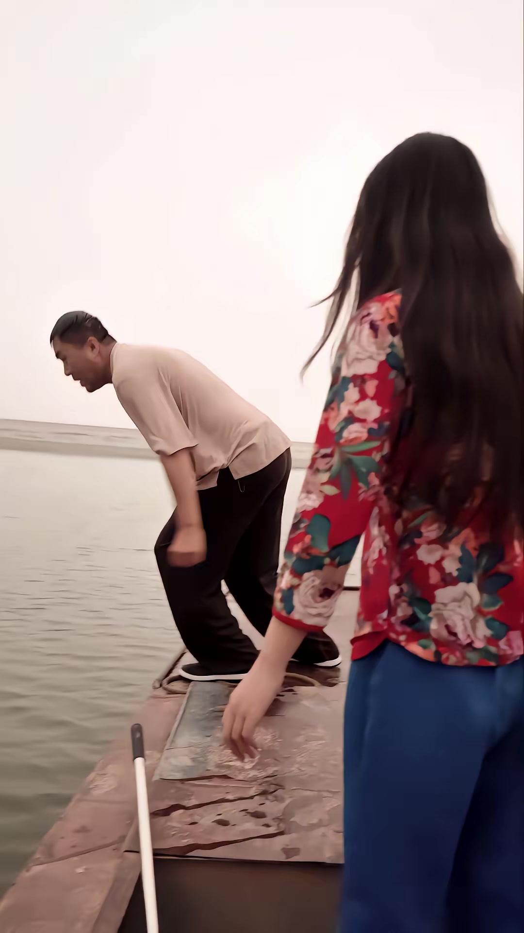 《河咒》劇照